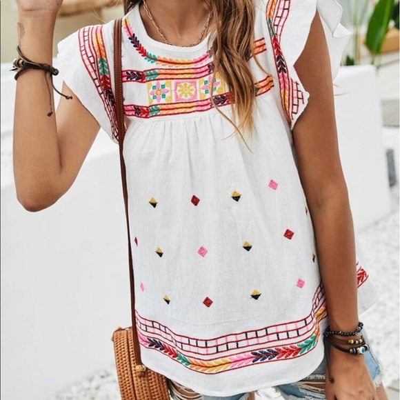 GEO EMBROIDERY BUTTERFLY SLEEVE BLOUSE - Picture 4 of 9